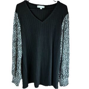 Weekend Suzanne Betro Black Sweater Animal Print Sleeves Size Large